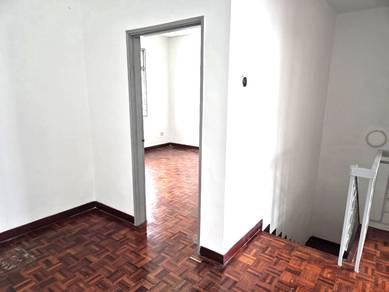 2 Storey✅✅✅ 24hr security no facing houses, PUJ 6 Punjak Jalil