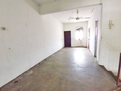 Lunas Taman Makmur｜Lunas 1st Floor Shop lot  Unfurnished For Rent