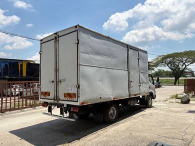17 Kaki Hino WU410R Box For Sell