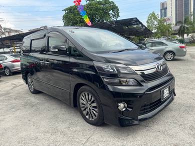 VELLFIRE 2.4 Z GOLDEN EYES FACELIFT,2P.Door,P.Boot