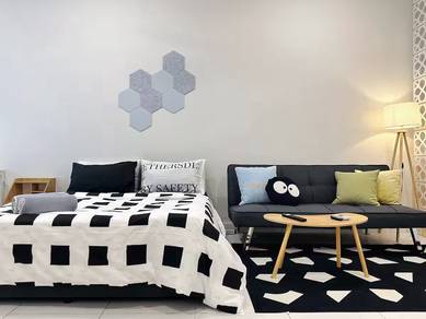 Akademik Suite