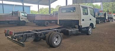 Hino double cab bdm7500 5 seater