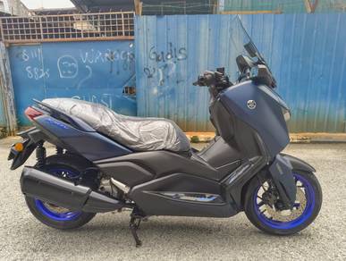 Yamaha Xmax v2