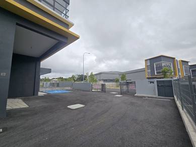 3 Unit Available New Semi-D Factory XME Business Park Nilai Phase 2A