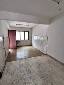 Taman Sri  Muda corner house