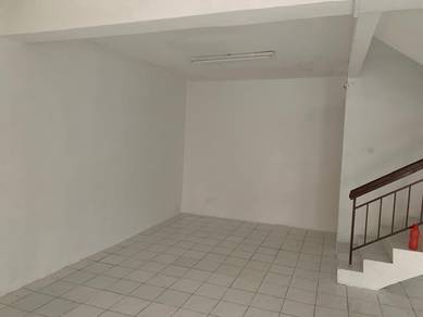 2 storey landed house for rent