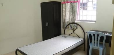 Single room for rent at Bandar Bukit Tinggi 1 (FEMALE)