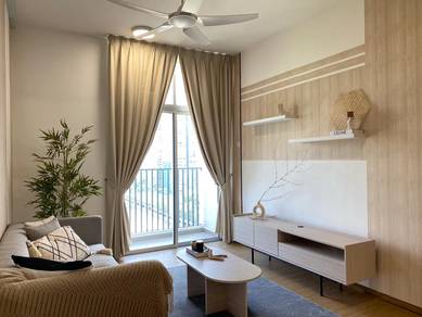 Fully furnished Lakefront Home Cyberjaya condominium
