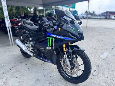 Yamaha R15 Monster Limited edition
