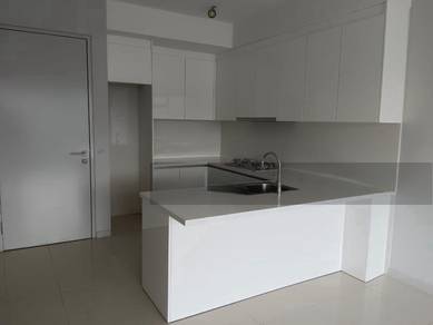 Partially Furnished With 3 Bedrooms 2 Bathrooms @ Serini Melawati
