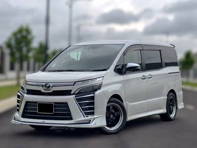 Toyota VOXY 2.0 ZS KIRAMEKI II (A) Fu~L04N OK