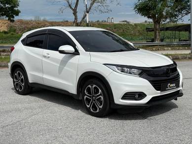 Honda HR-V1.8 E (A) FULL LOAN!!!