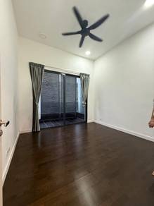 The Veo Kl East @ kl east mall Setapak for sale