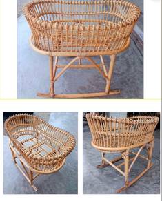 Buaian Bayi Rotan