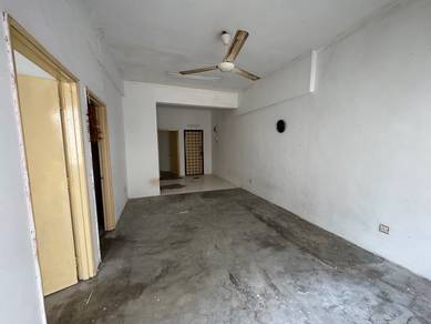 Taman kajang Utama Shop Apartment Blok M level 2 freehold seksyen 3/11