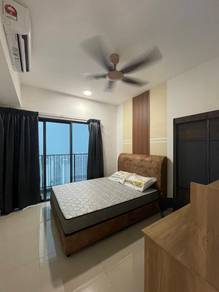 Couple unit Premium condo fully furnish @ KL Sentul room to rent