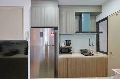 3R2B Freehold Condo Cantik!!【Dkt Uni & Mall】Full Loan & Fully Furnish!