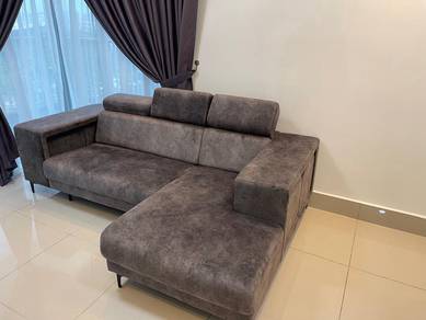 Near Lrt Sungai Besi Razak City 3 Room Fully Furnished For Rent