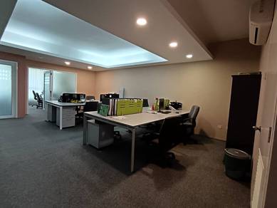 Reno full extend 2 adjoining floor office Parklane commercial hub