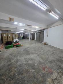 Shah Alam Corner factory.Can own use/invest. 5-6%ROI, Freehold