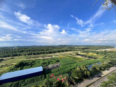 Starview Bay @ Forest City