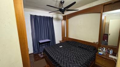 Master Bedroom + Private Bathroom for Rent in Pantai Hillpark Phase 2