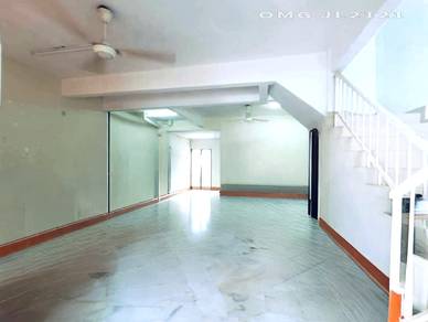 Pendamar Indah 2 Port Klang Double Storey House for rent 🏡🏡🏡