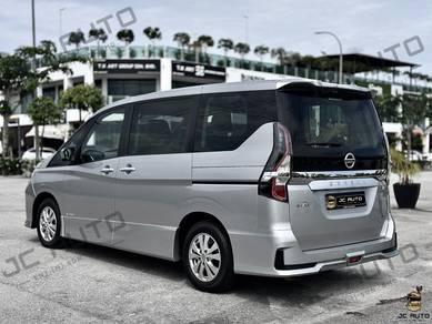 Nissan Serena 2.0 S-Hybrid Highway Star  🔥🔥