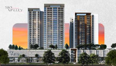 Brand New Serviced Apartment @ Setia Tropika Area