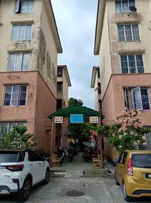 Apartment Desa Temenggung , Pinggiran Batu Caves