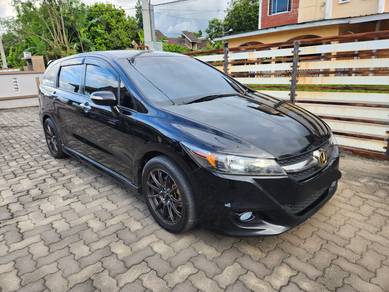 Honda STREAM 1.8 i-VTEC RSZ FACELIFT (A)