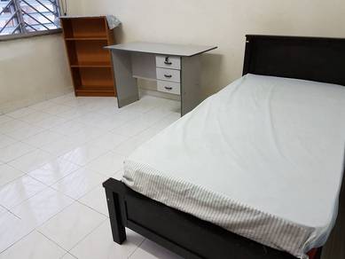 Bukit Beruang Double Storey Terrace For Rent