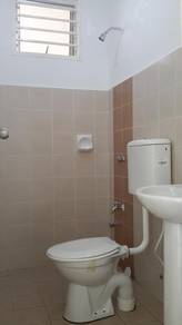 【Jual Murah, 100% Loan Below Mv】 Garden Villa Apartment, 994sf 3r2b,