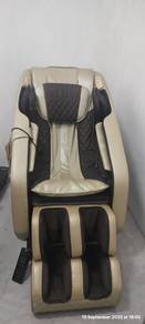 kerusi urut (massage chair)