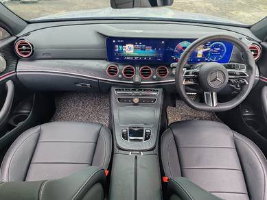 Mercedes Benz E300 2.0 AMG (CKD) (A)
