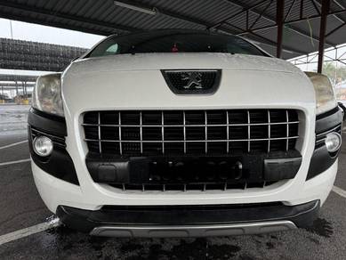Peugeot 3008 1.6 THP (A)