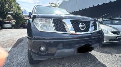 Nissan NAVARA 2.5 LE (A)
