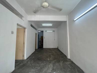 Flat di Panorama Lapangan Perdana, dekat Carsem, Pengkalan , botani