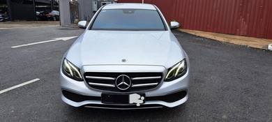 Mercedes Benz E200 2.0 AVANTGARDE (CKD) (A)