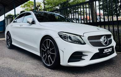 Mercedes Benz C300 2.0 AMG LINE (CKD) (A)
