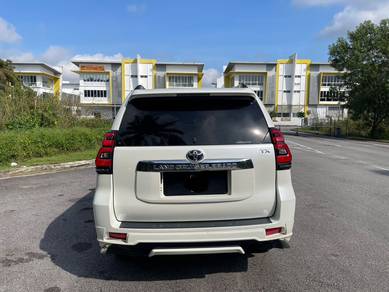 Toyota PRADO TXL 2.7 (A) PETROL - CAR KING