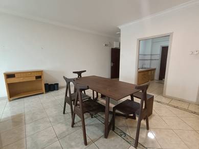 Fully Furnished 3 Bedrooms Type @ Gold Coast Bukit Katil Apartment