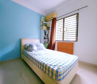 FULLY FURNISHED Saraka Apartment LIFT LRT IOI MALL SETIAWALK SCHOOL
