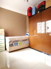 FULLY FURNISHED Saraka Apartment LIFT LRT IOI MALL SETIAWALK SCHOOL
