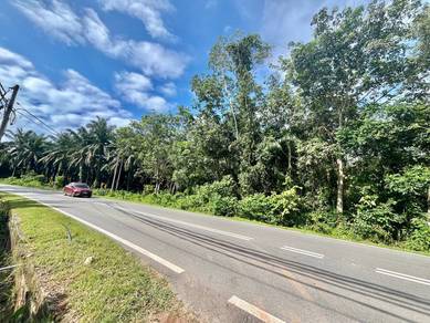 Tanah Tepi Jalan Utama ! Sesuai Buat Rumah ! Kemudahan Tersedia !