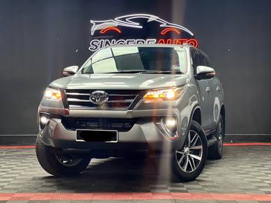 TOYOTA FORTUNER 2.7 SRZ ORI/MIL 80k 4 WHEEL 360CAM