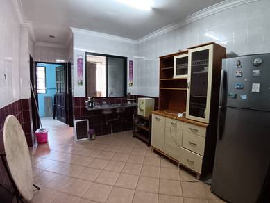 Double Storey Terrace House For RENT  Location : Seng Goon Garden  ✅4