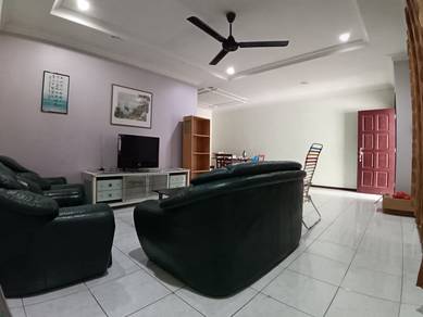 Double Storey Terrace House For RENT  Location : Seng Goon Garden  ✅4