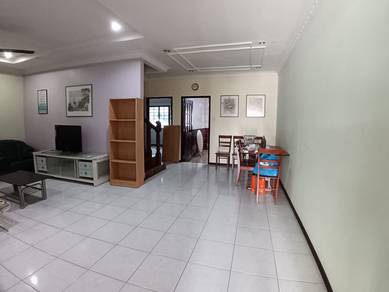 Double Storey Terrace House For RENT  Location : Seng Goon Garden  ✅4