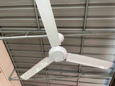 KDK 3 Bilah 60" -PUTIH Kipas Siling Fan